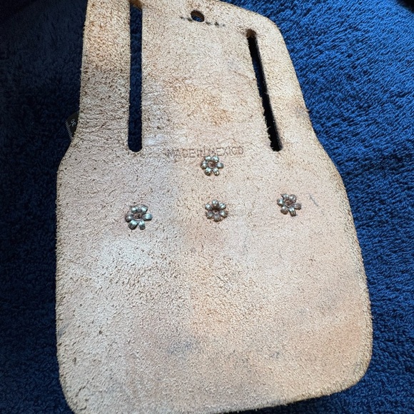 McGuire-Nicholas 739 Saddle Leather Swinging Hammer Tool Belt Holder Workwear - Picture 4 of 5